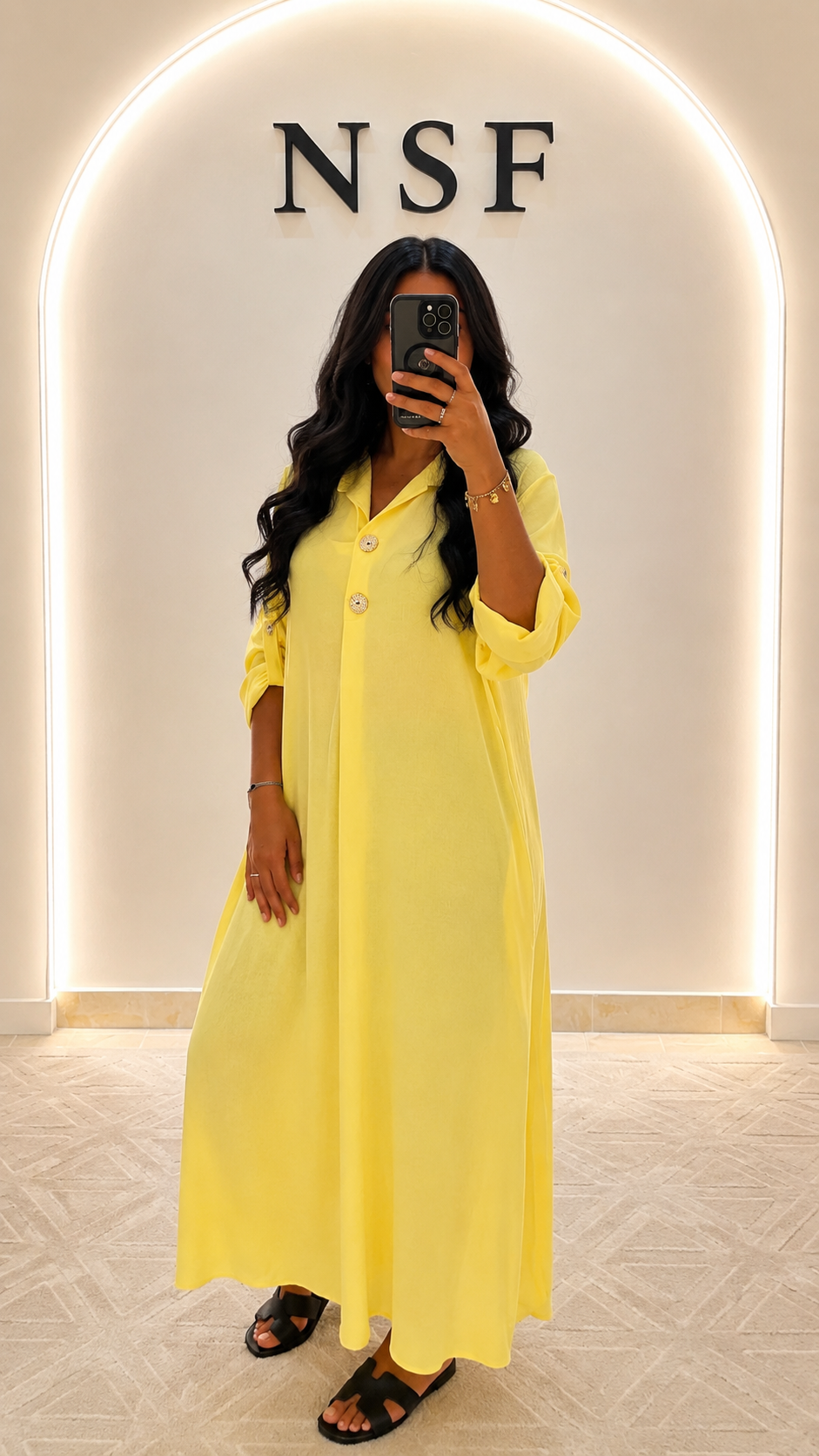 Robe AMAL